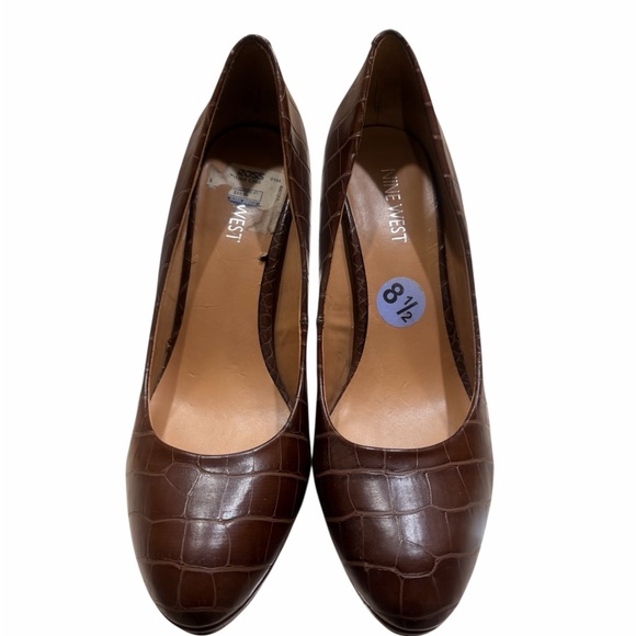 Nine West Other - Nine West Brown Shoes Size 8 1/2 Preowned
